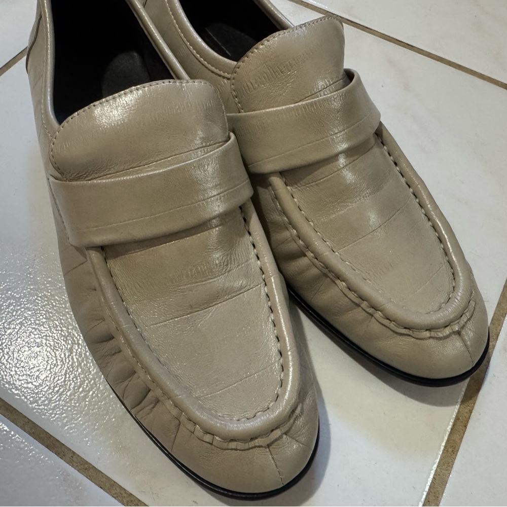 beige leather women loafer brand new